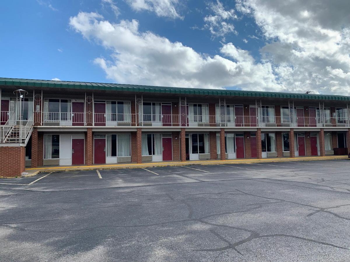 Coachman'S Inn Motel Wynne Exterior foto